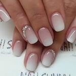 Guide Ultime : Comparatif des Meilleurs Faux Ongles pour un Mariage Éblouissant Guide Ultime : Comparatif des Meilleurs Faux Ongles pour un Mariage Éblouissant